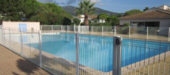 IRIS: BEAUTIFUL HOLIDAY APARTMENT, SPORT, WORK IN THE FRENCH RIVIERA