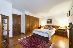 5 chambres, fer et planche Ă repasser, Wi-Fi gratuit, draps fournis