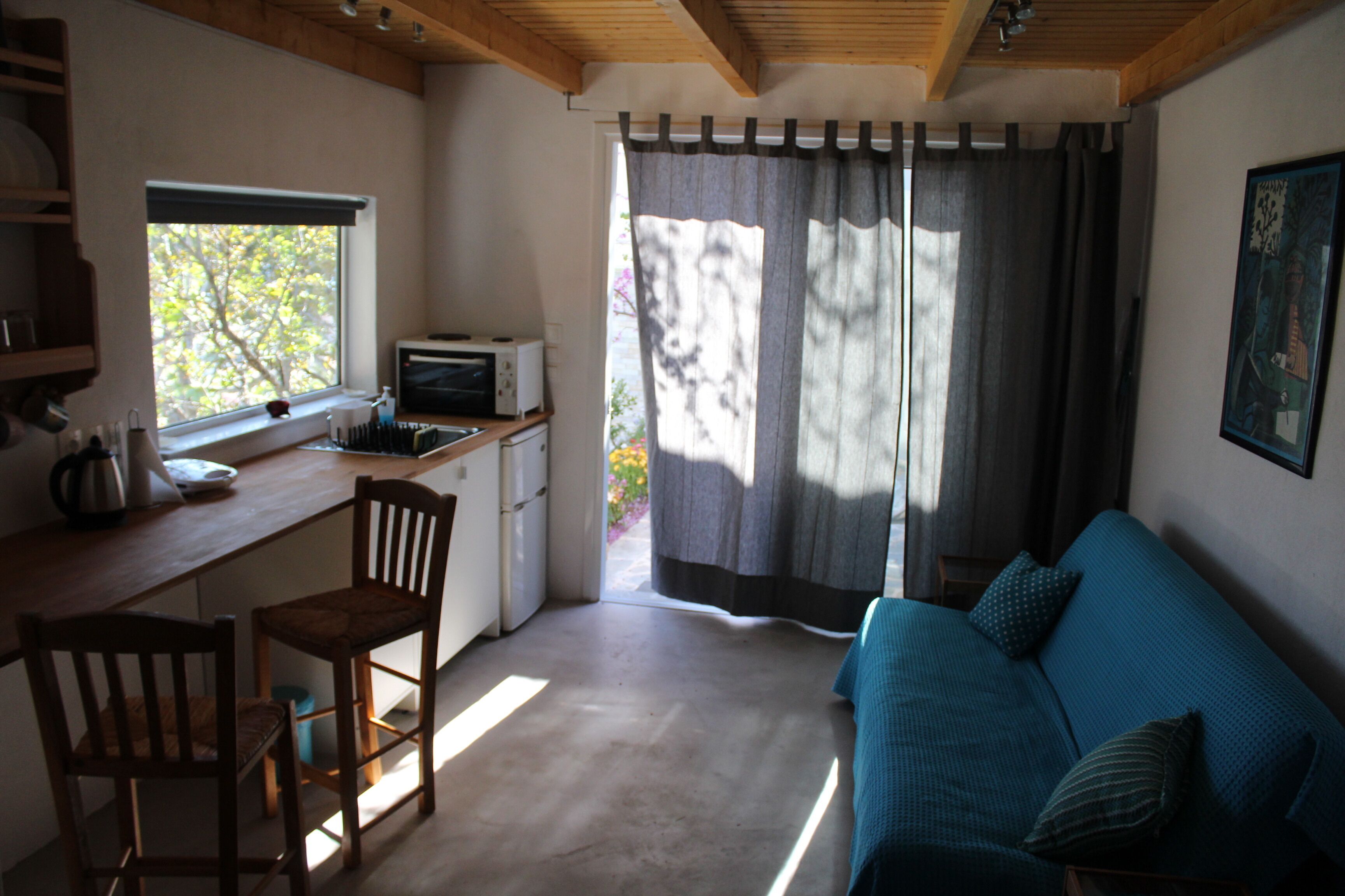 Eco-bungalow with infinity pool & seaview