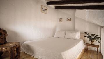 1 bedroom, iron/ironing board, travel crib, free WiFi