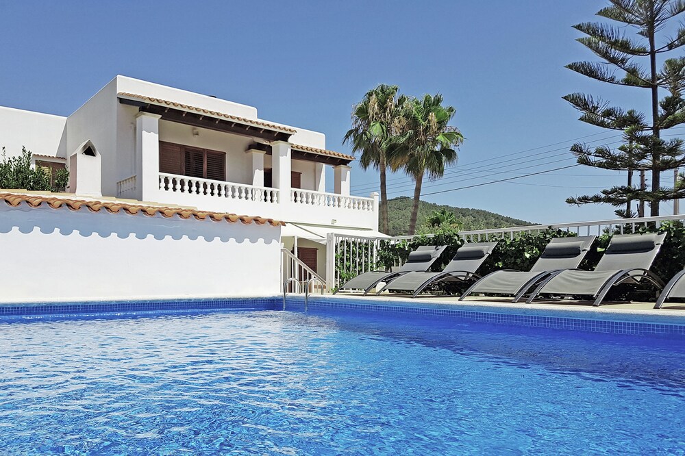 Villa Kiku Ibiza: Excellent location and value