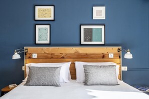 4 bedrooms, in-room safe, iron/ironing board, free WiFi