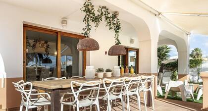 🌴 Villa Kiku Ibiza – Private Villa with Pool & Pre-Party Room