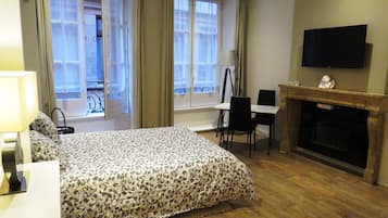 1 chambre, fer et planche Ă  repasser, Wi-Fi, draps fournis