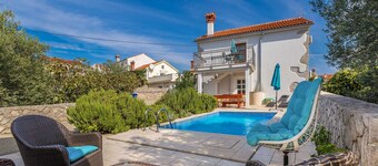 Beautiful holiday house KORNIC