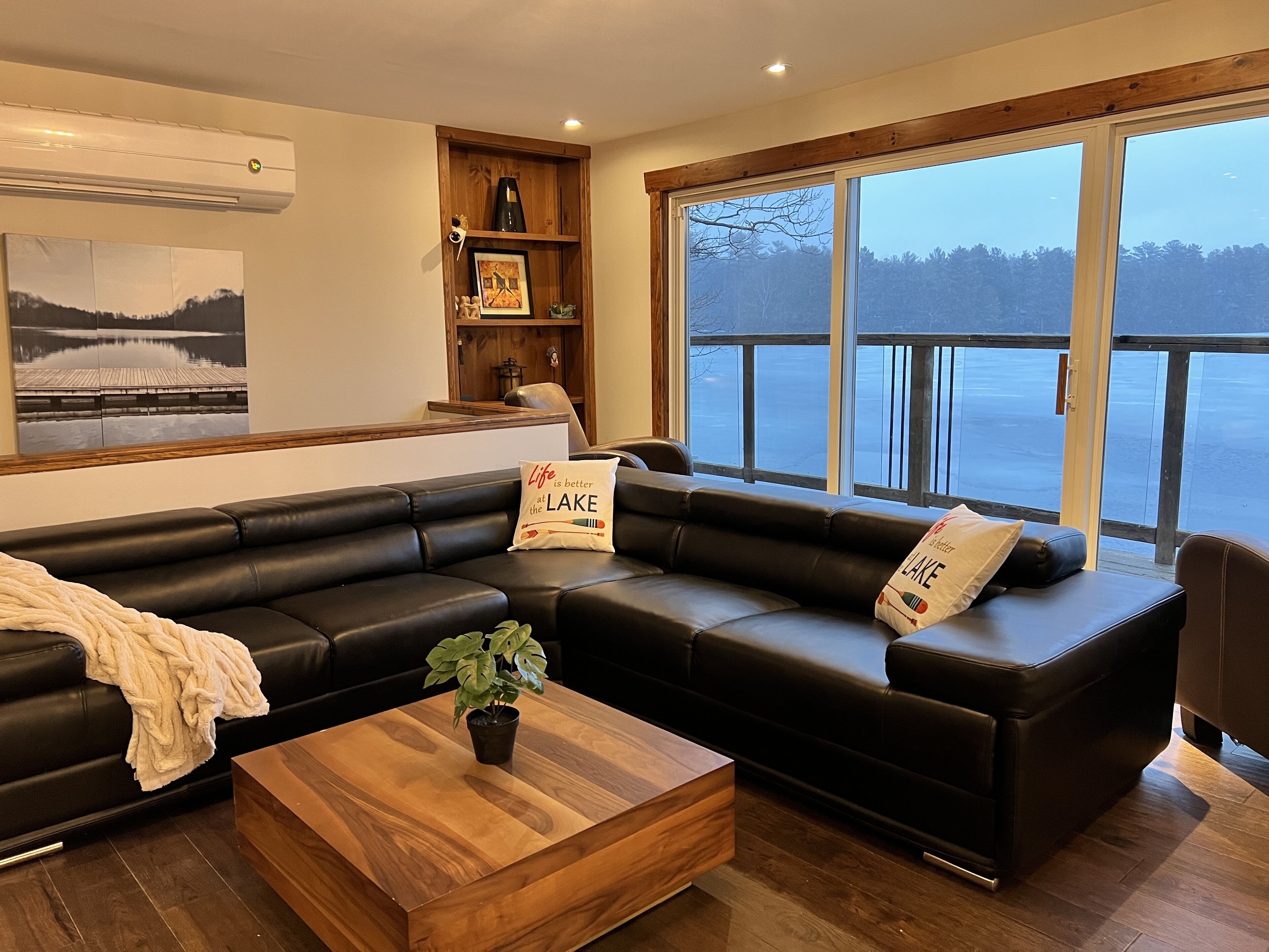 Muskoka - The Eagle's Nest