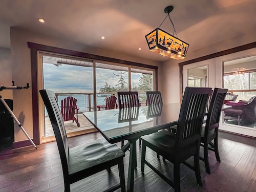 Muskoka - The Eagle's Nest