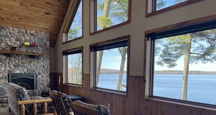 PROMO 22% WEEKLY DISCOUNT
Beautiful, Clean, Home on Lake with Resort Amenities