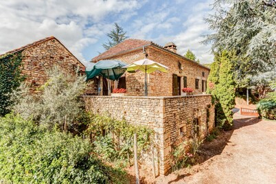 TYPICAL STONE HOUSE PERIGORD NOIR