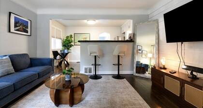 Walk to Falls/ Close to Everything / Fenced Backyard