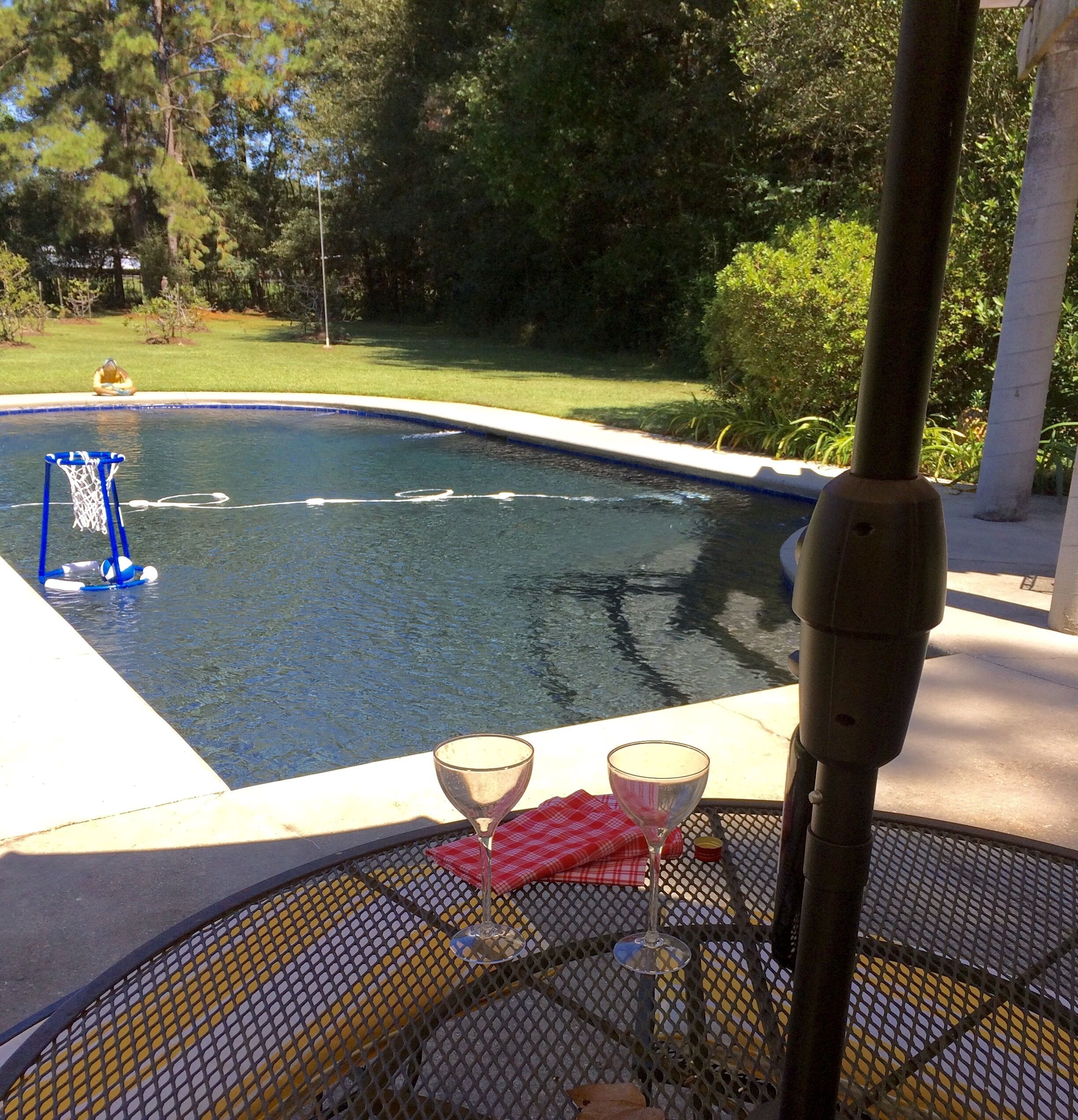 Country Retreat With Pool, Garden, Woods