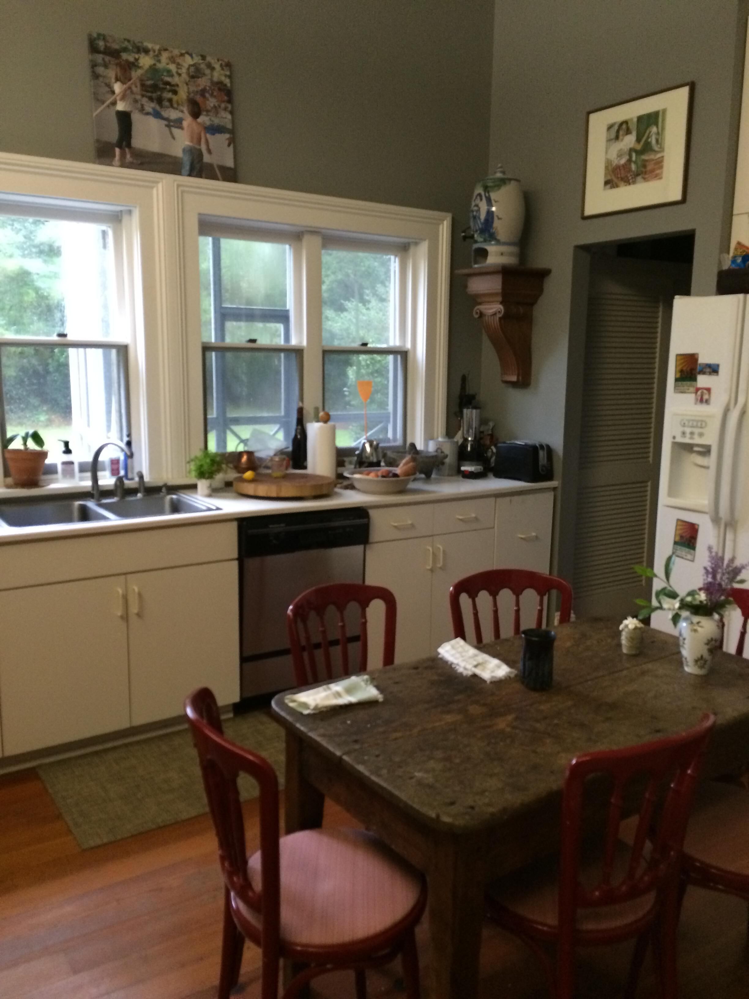 Country Retreat With Pool, Garden, Woods