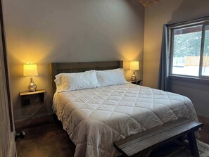 2 Schlafzimmer, Reisekinderbett, WLAN, Bettwäsche