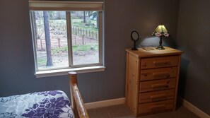 4 chambres, fer et planche à repasser, Wi-Fi, draps fournis