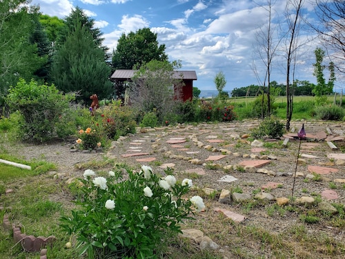 Ravensnest-Bears Den Studio Apartment