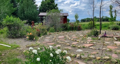 Ravensnest-Bears Den Studio Apartment