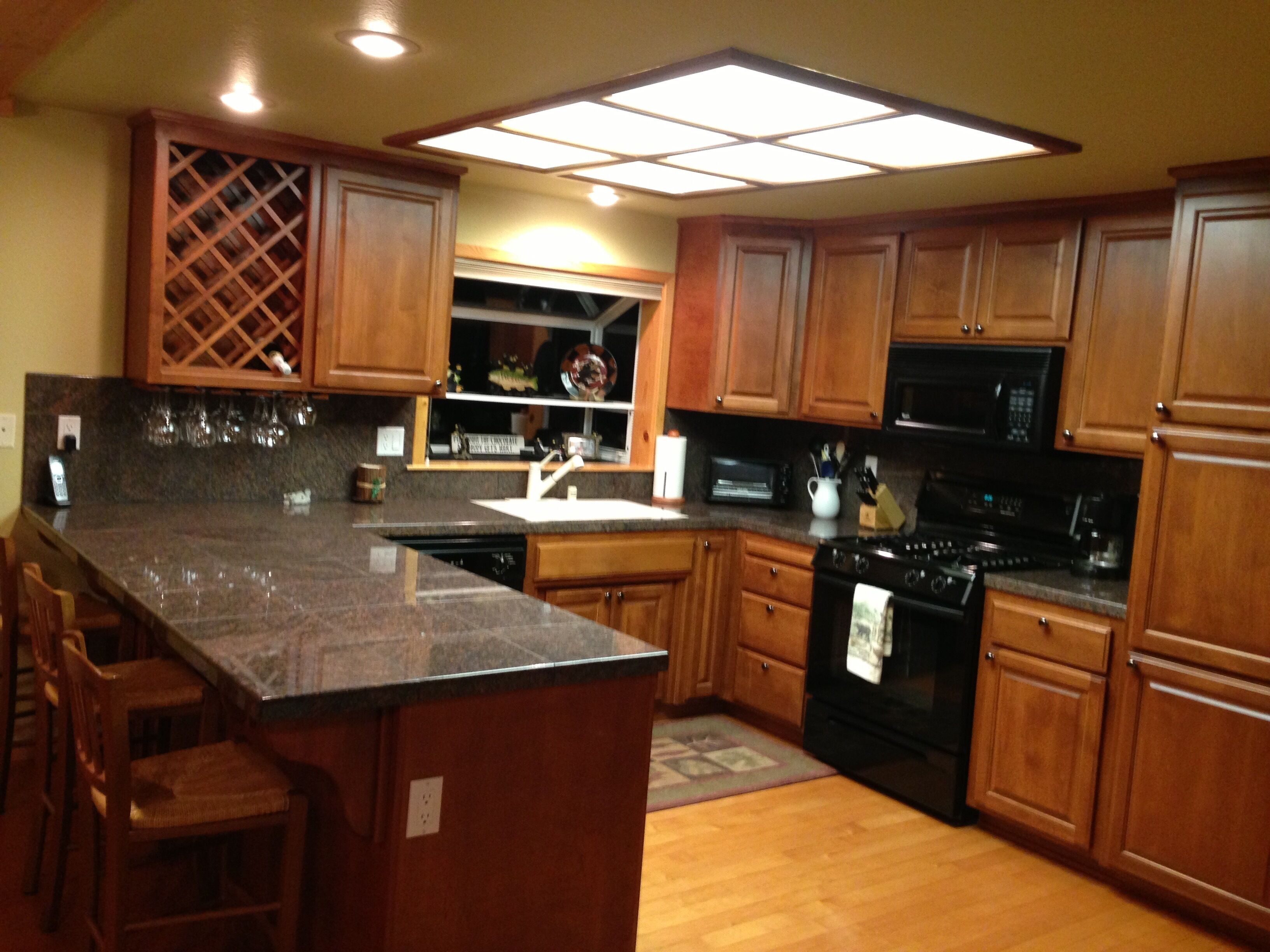 Beautiful Tahoe Donner 4 Bedroom, Perfect Family Rental Home<br>Near 5 ski resorts!