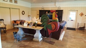 Unclassified image, 4 of 29, button