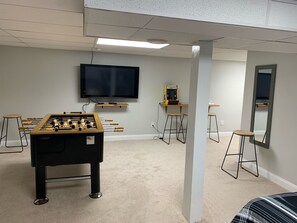 Game room - right at home in Nashville (Nashville)