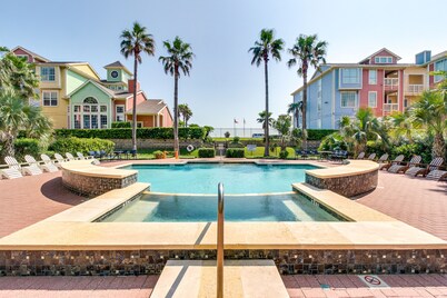 Gulf view condo with pools, fitness center, private patio, & beach access