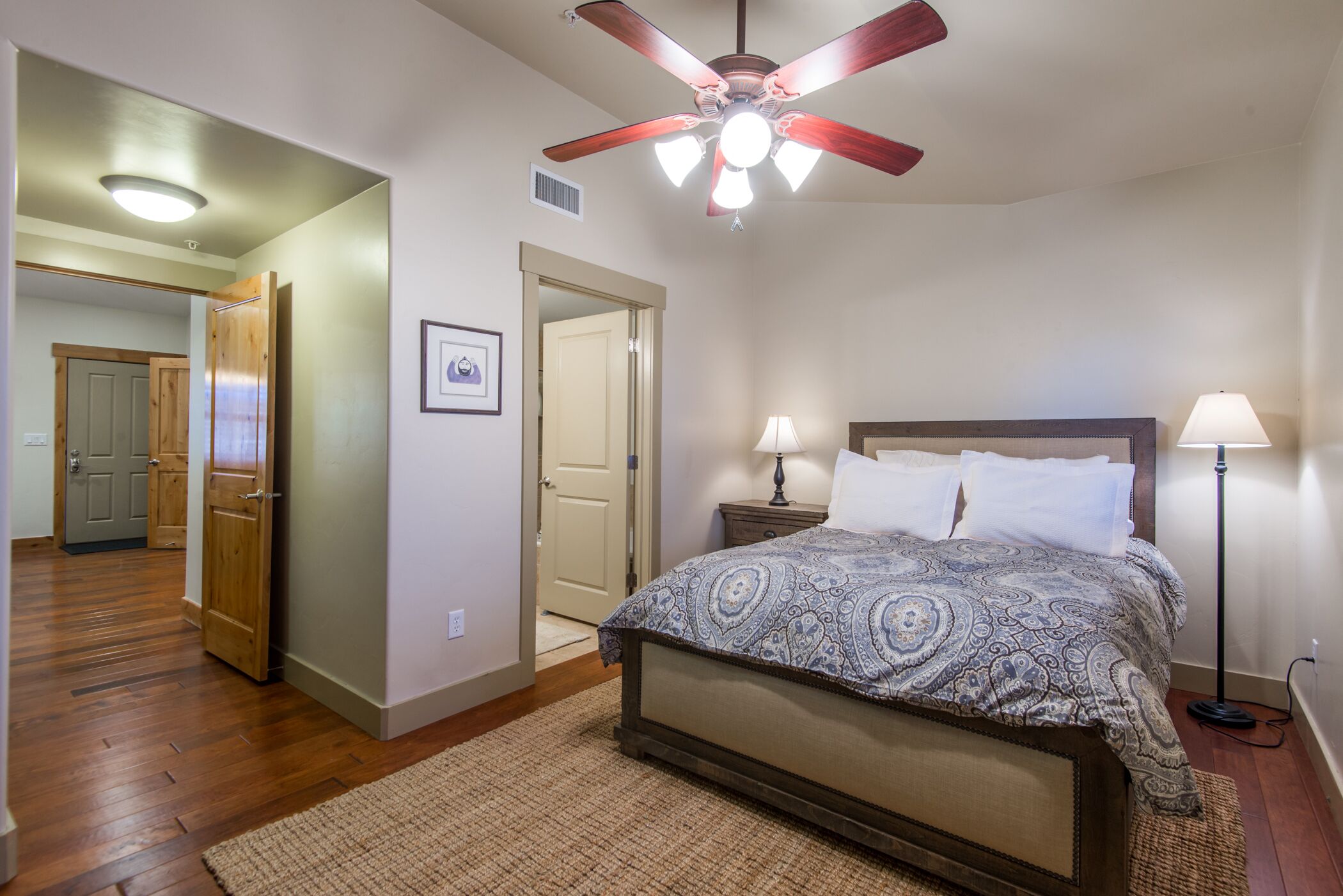 New listing!  Tastefully Updated Bear Hollow Penthouse Condo