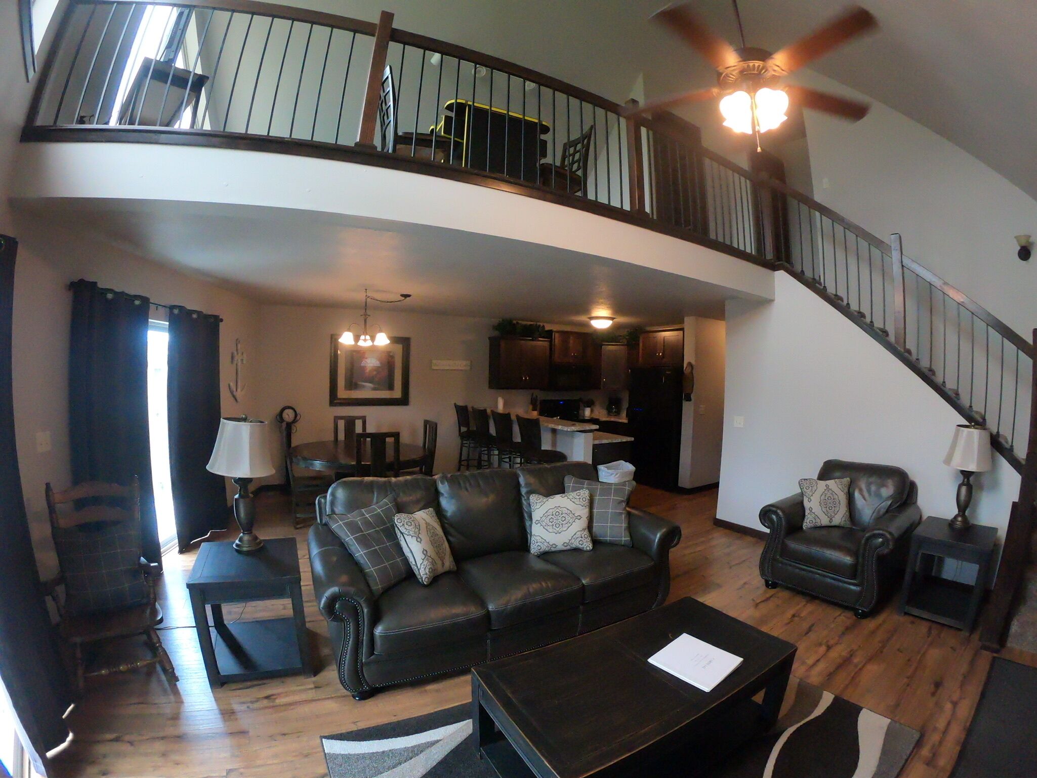 Okoboji Bridges Bay Retreat with Everything you need-Pools and Waterpark Passes