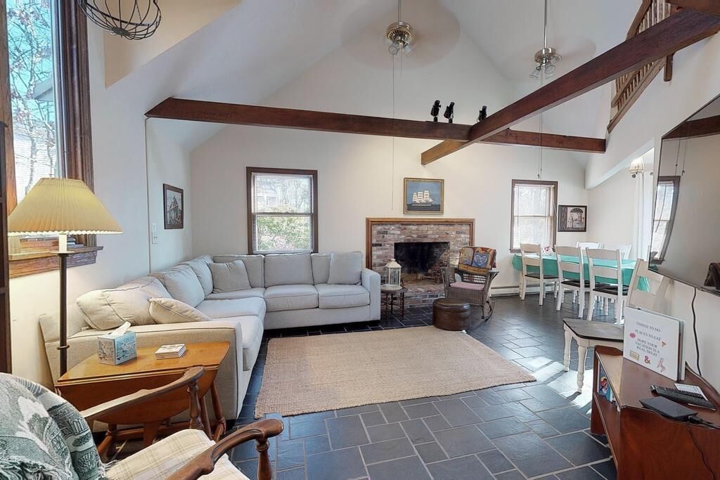 Smart-TV, bøker og printere