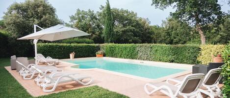 Piscine extérieure, piscine chauffée