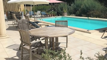 Piscine extérieure, piscine chauffée