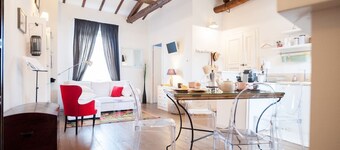 White House in the historic center of Orvieto - parking included