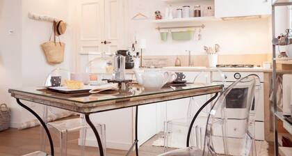 White House in the historic center of Orvieto - parking included