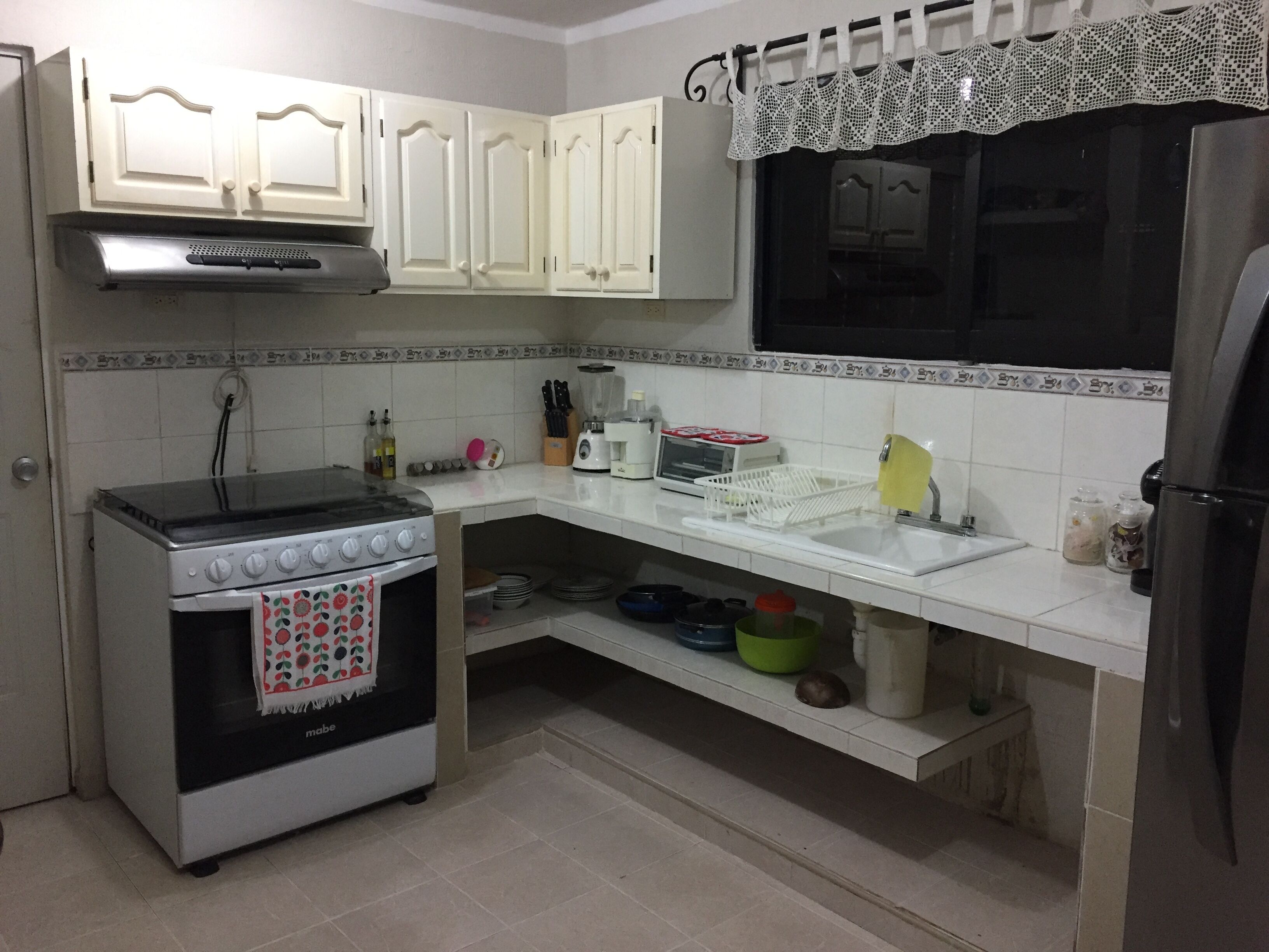 Casa Nidia comfortable near Altabrisa wifi a / c dish