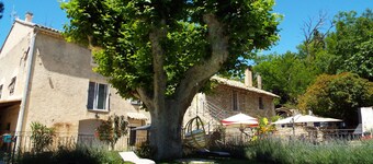 MOULIN DE TARTAYのアパート