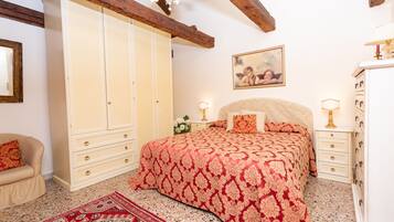 2 bedrooms, internet