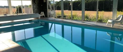 Piscine couverte, piscine chauffée