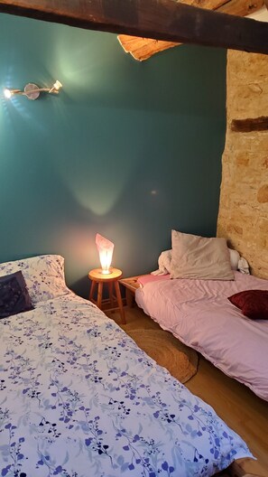 2 Schlafzimmer, Bügeleisen/Bügelbrett, kostenloses WLAN, Bettwäsche