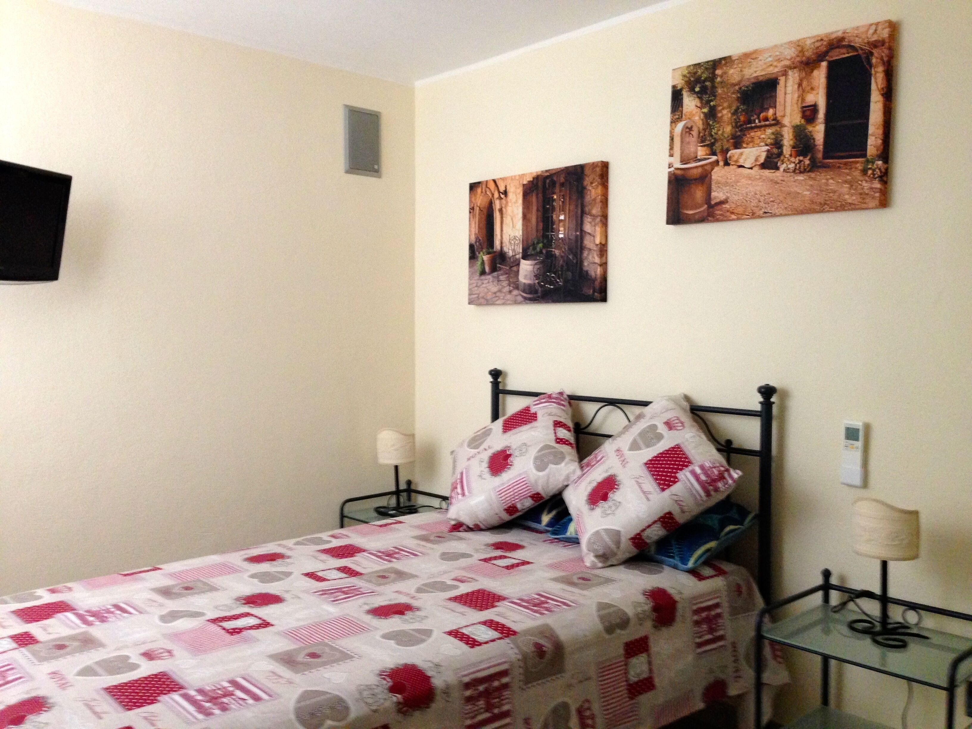 SPLENDID VILLA WITH POOL