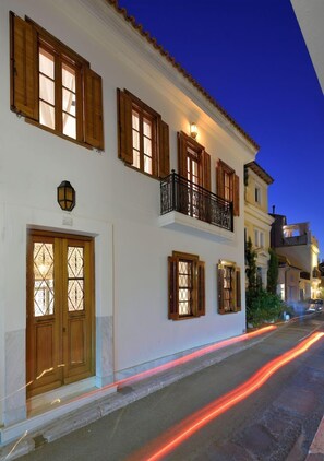 Exterior - Aldis Plaka Mansion by K&K (Athens)
