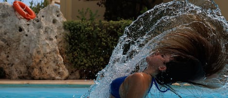 Piscine extérieure
