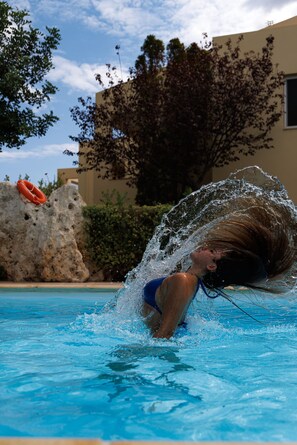 Piscine extérieure