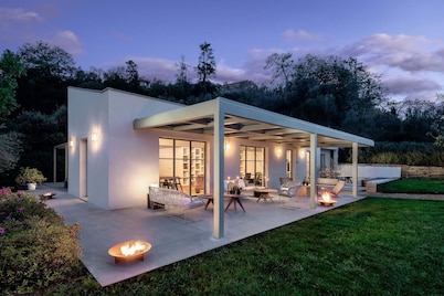 Dimora Bellosguardo Florence, Luxury Villa, Concierge Service