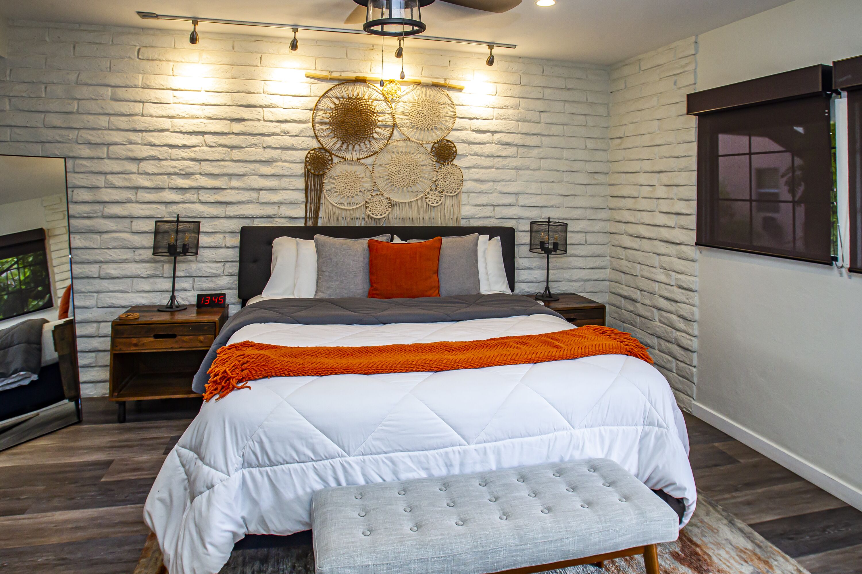 Photo - Hotel California