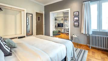 Apartamento, 1 habitación | 1 dormitorio, escritorio, espacio para trabajar con un portátil