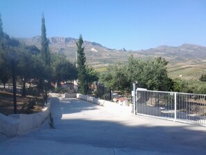 Property grounds - Angela Villa  (Sciacca)