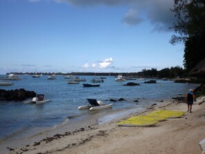 Beach nearby, beach towels