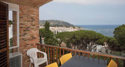 Fabulous apartment with sea views