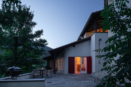 REMOTE HOLIDAY HOME IN NATURE PARK 