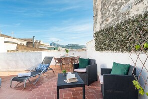Outdoor dining - Sunset Es Celler - Apartment with roofterrace (Alcúdia)