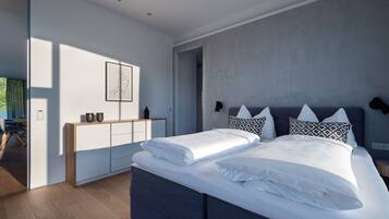 4 Schlafzimmer, Bügeleisen/Bügelbrett, Reisekinderbett, kostenloses WLAN