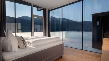 4 Schlafzimmer, Bügeleisen/Bügelbrett, Reisekinderbett, kostenloses WLAN